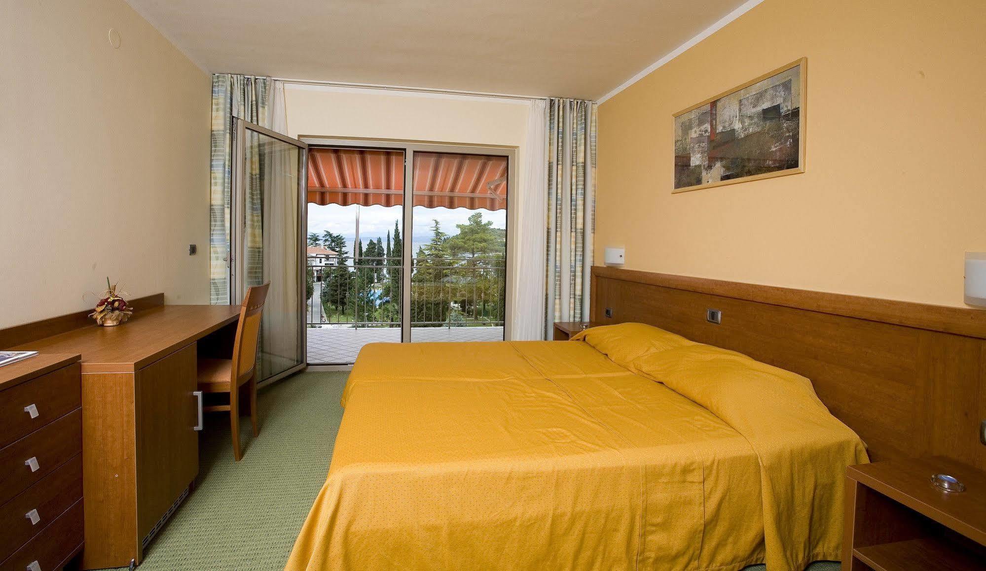 Bioenergy Resort Salinera Hotel Strunjan Extérieur photo