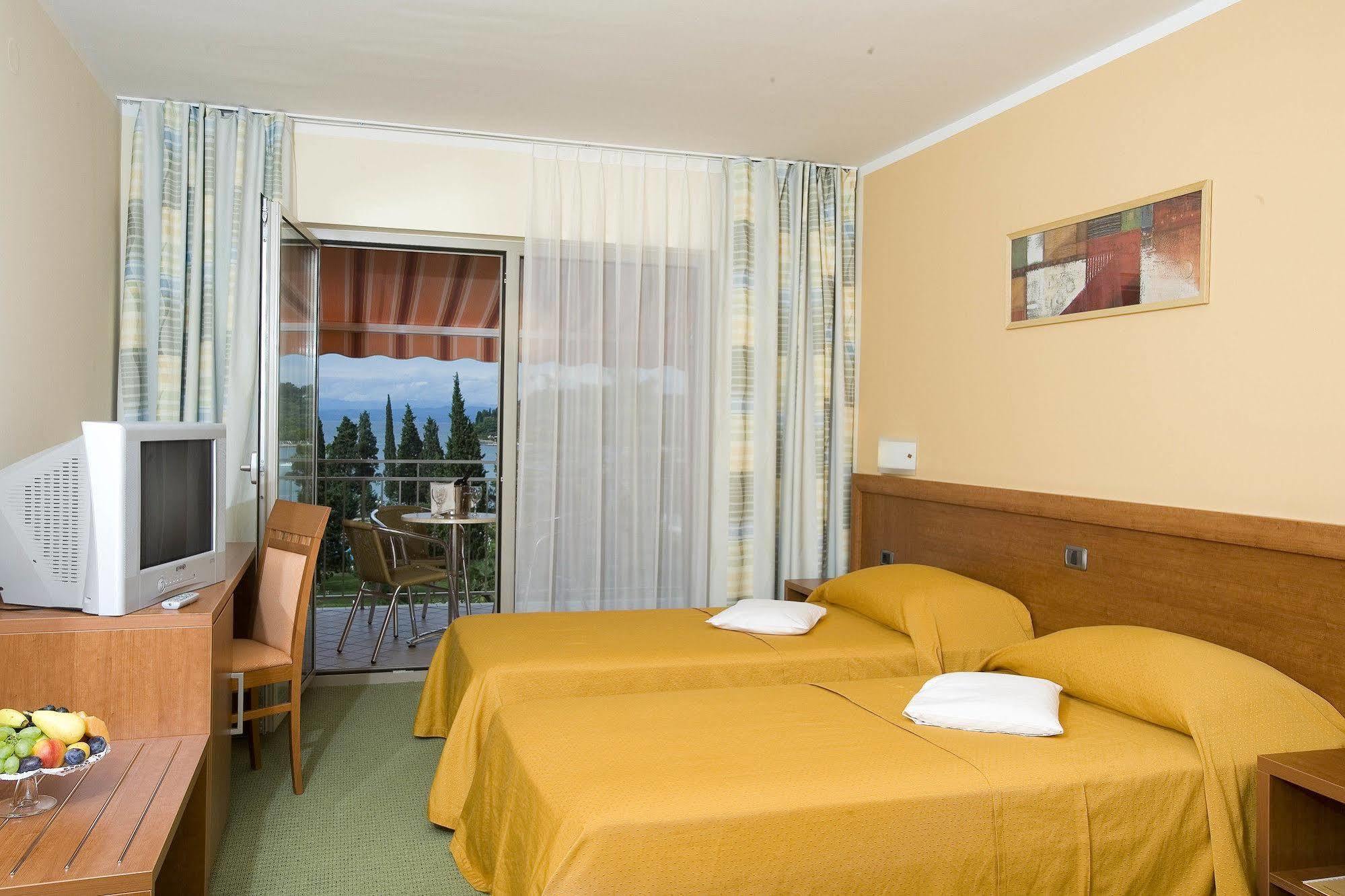 Bioenergy Resort Salinera Hotel Strunjan Extérieur photo